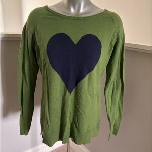 HANNA ANDERSSON Green Sweater with Heart Design